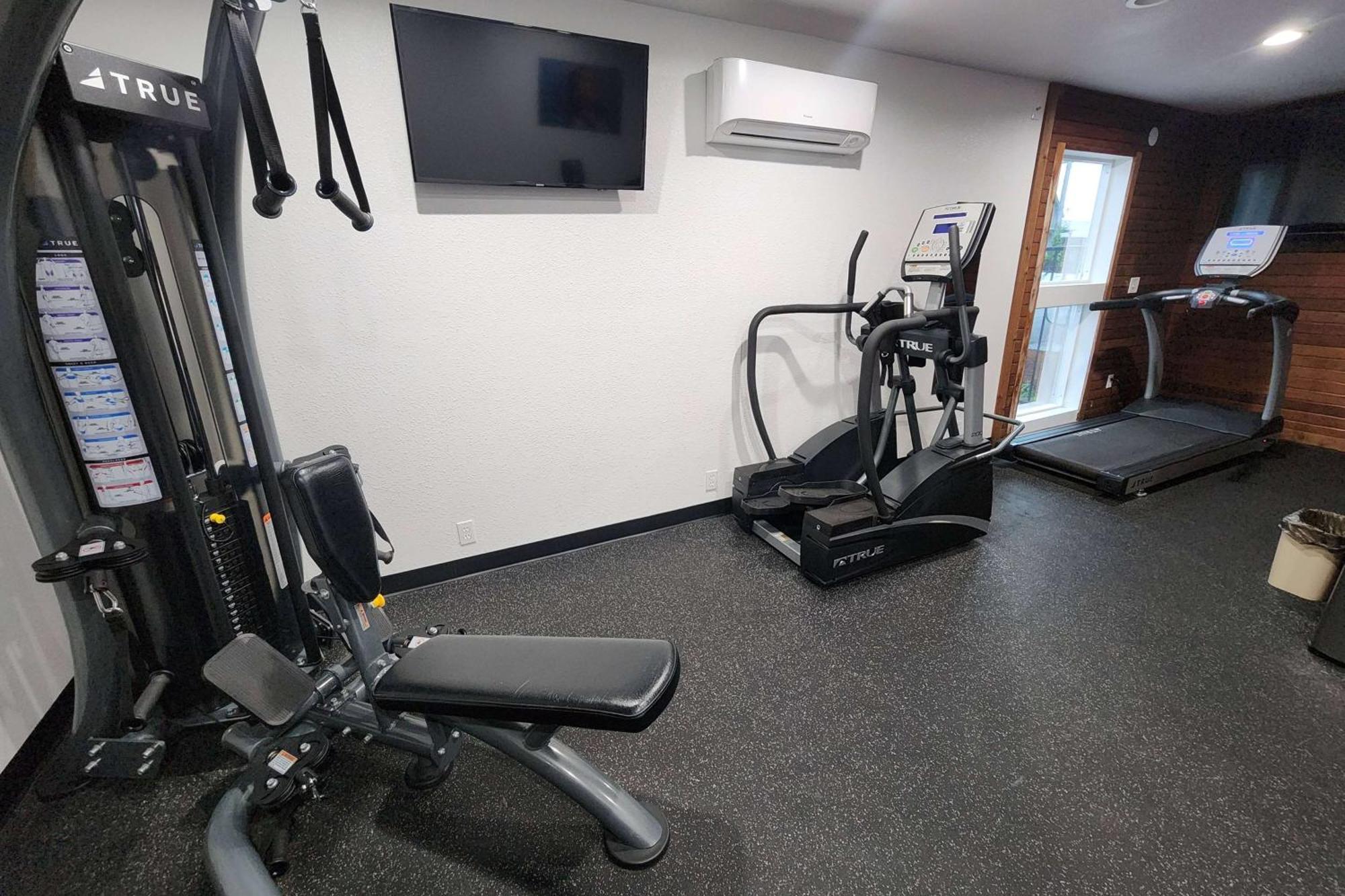 Ramada Bayside Inn & Suites יוריקה מראה חיצוני תמונה