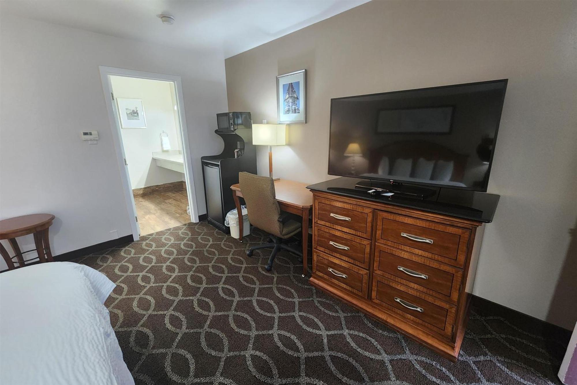 Ramada Bayside Inn & Suites יוריקה מראה חיצוני תמונה