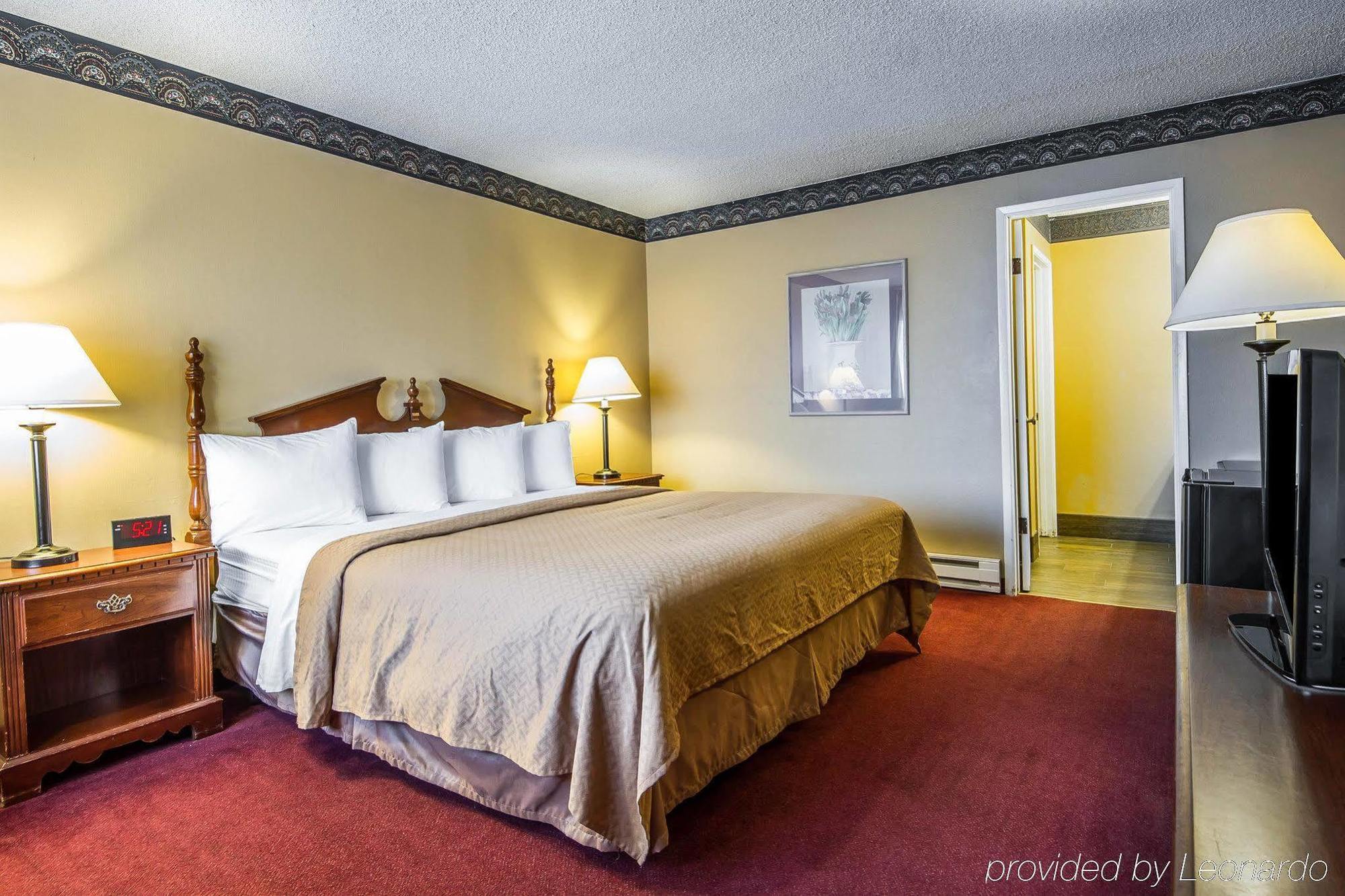 Ramada Bayside Inn & Suites יוריקה מראה חיצוני תמונה