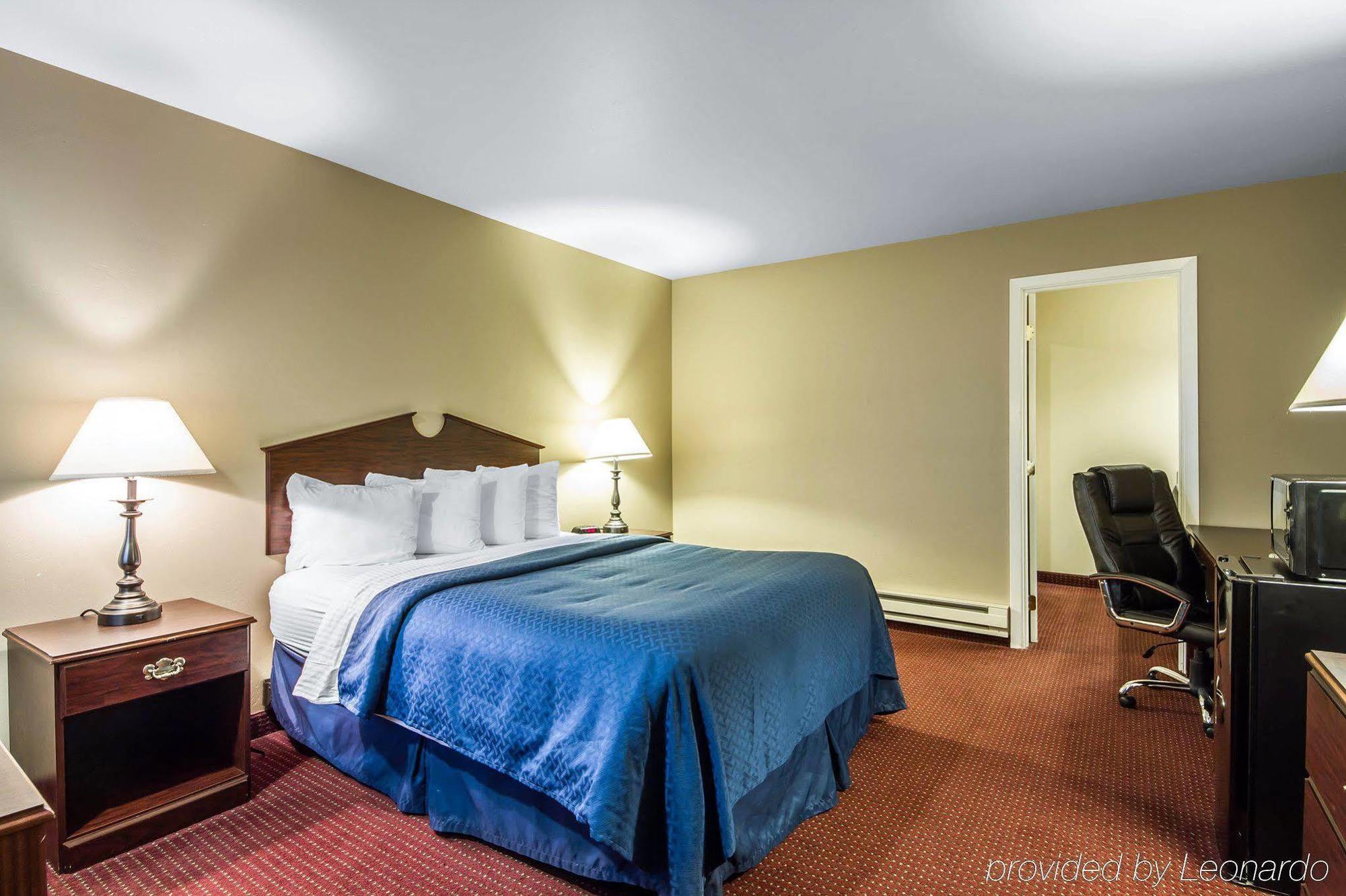 Ramada Bayside Inn & Suites יוריקה מראה חיצוני תמונה