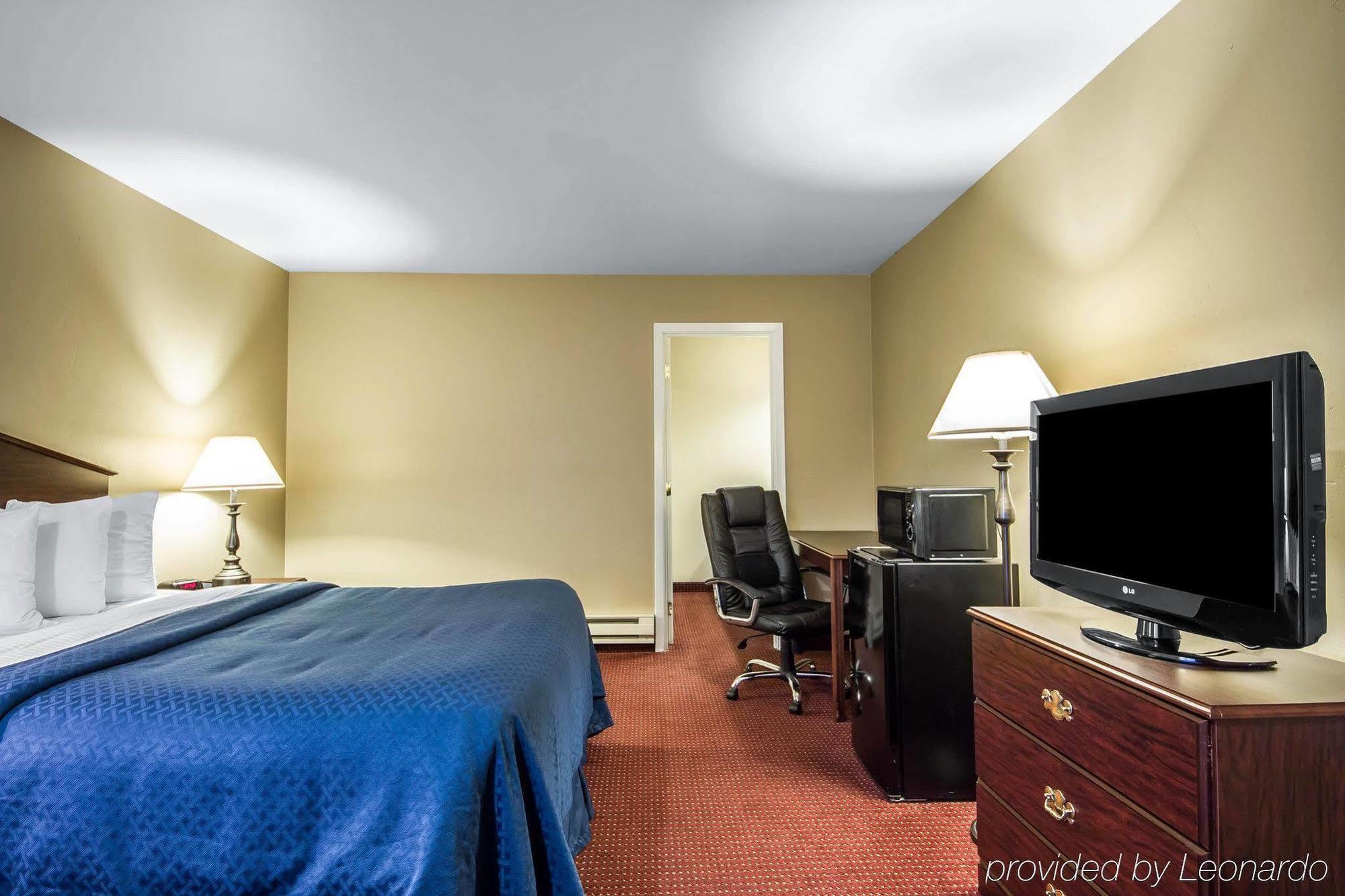 Ramada Bayside Inn & Suites יוריקה מראה חיצוני תמונה