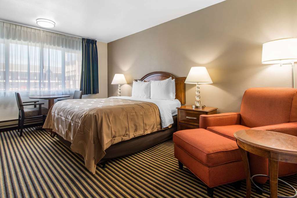 Ramada Bayside Inn & Suites יוריקה חדר תמונה